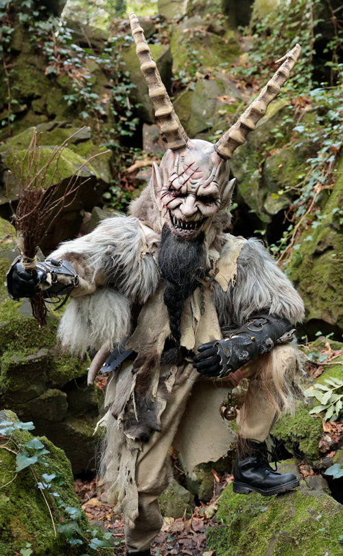 Thermen-Perchten Perchtenlauf